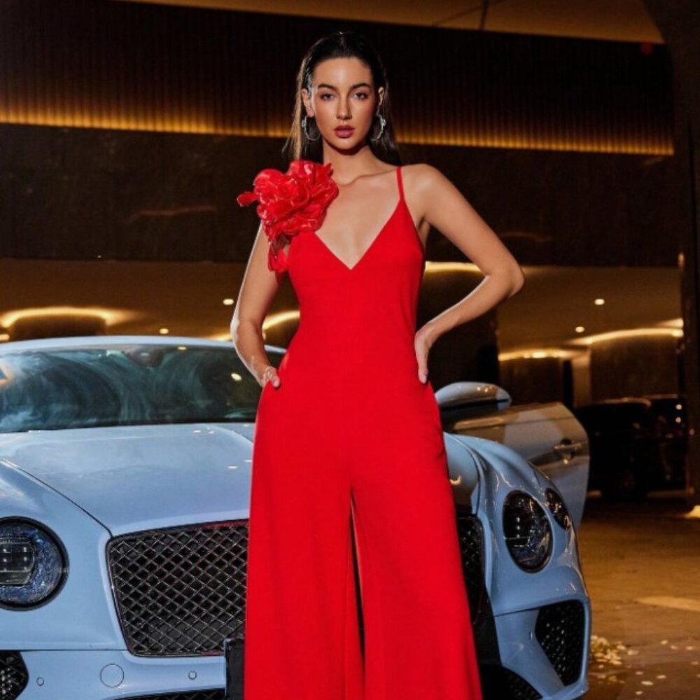 Women’s Gloria V-Neck Jumpsuit With Detachable 3D Flower
